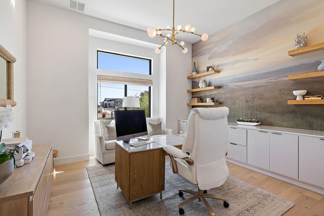 400 Medlin Creek LOOP, Dripping Springs, TX 78620