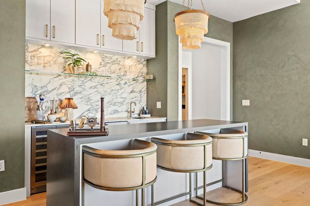 400 Medlin Creek LOOP, Dripping Springs, TX 78620