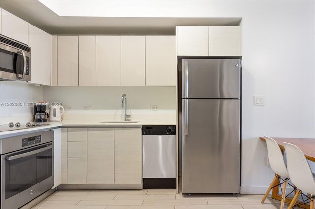 2602 E Hallandale Beach Blvd R309, Hallandale Beach, FL 33009