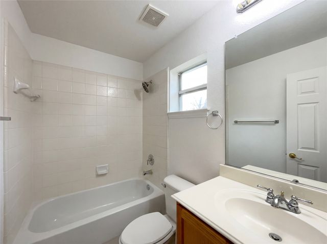 9700 Pinewood Drive, Denton, TX 76207