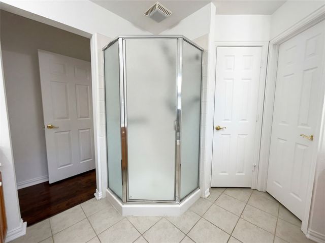 9700 Pinewood Drive, Denton, TX 76207