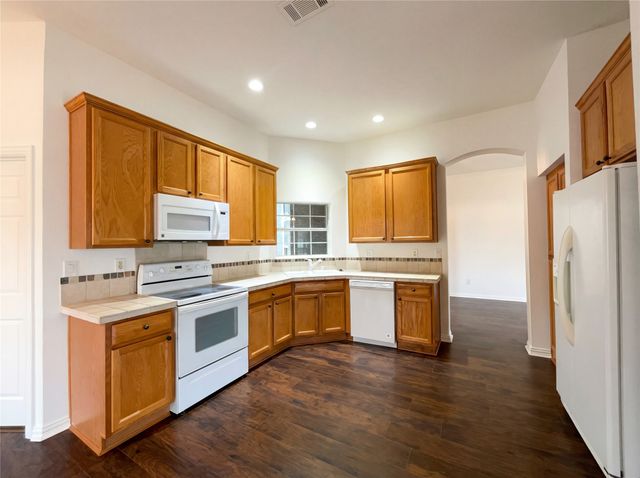 9700 Pinewood Drive, Denton, TX 76207