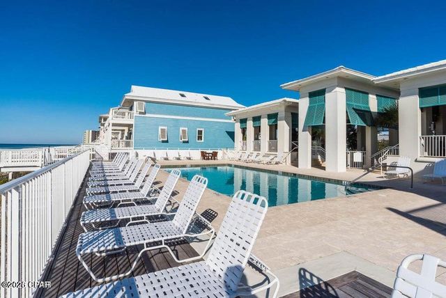 424 Lakefront Drive, Panama City Beach, FL 32413