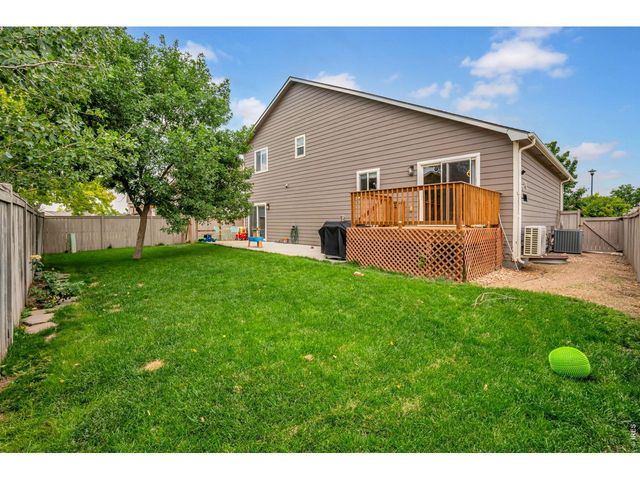 3294 Grizzly Way, Wellington, CO 80549