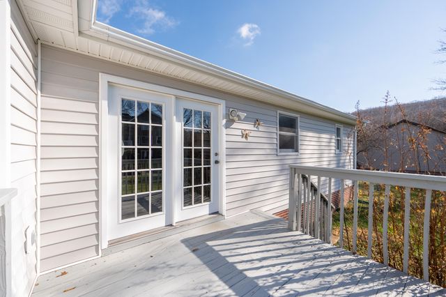 1309 Sandy CIR, Blacksburg, VA 24060