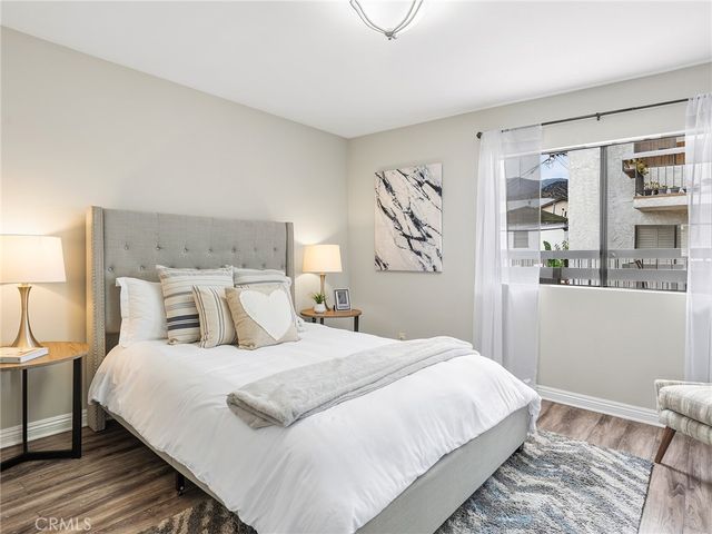 635 E Elmwood Avenue 203, Burbank, CA 91501