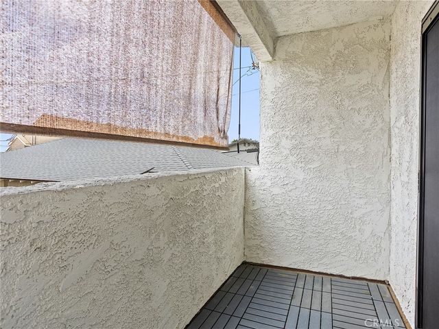 635 E Elmwood Avenue 203, Burbank, CA 91501