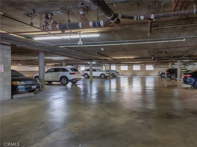 635 E Elmwood Avenue 203, Burbank, CA 91501