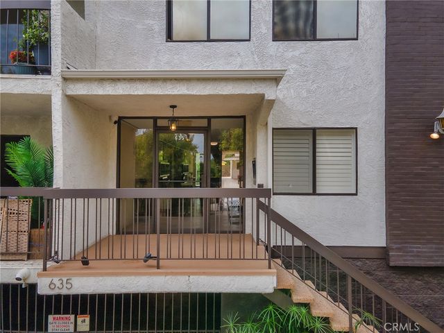 635 E Elmwood Avenue 203, Burbank, CA 91501