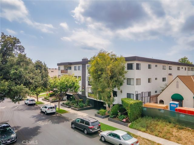 635 E Elmwood Avenue 203, Burbank, CA 91501