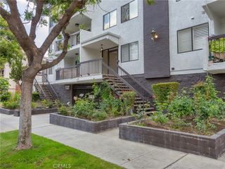 635 E Elmwood Avenue 203, Burbank, CA 91501