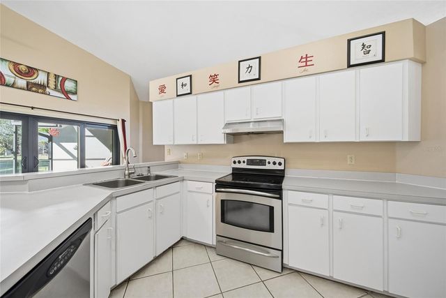 2813 ASTON AVENUE, Plant City, FL 33566