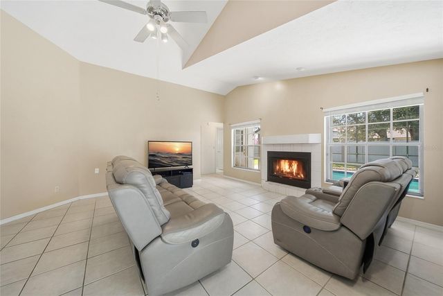 2813 ASTON AVENUE, Plant City, FL 33566