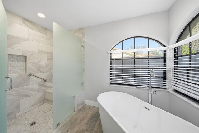 2813 ASTON AVENUE, Plant City, FL 33566