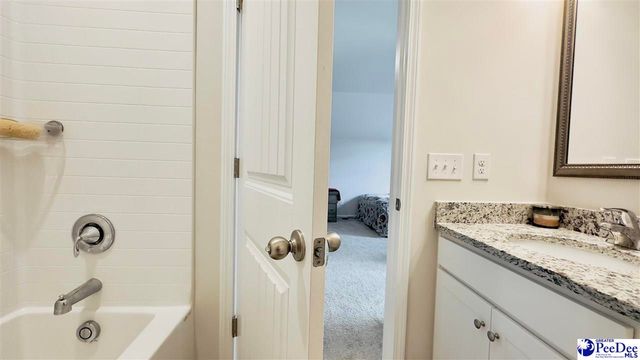 1013 Summer Duck Loop, Florence, SC 29501