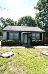 731 10th Street Boulevard NW, Hickory, NC 28601