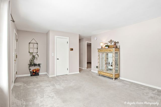 50 E Oak Street, Fox Lake, IL 60020