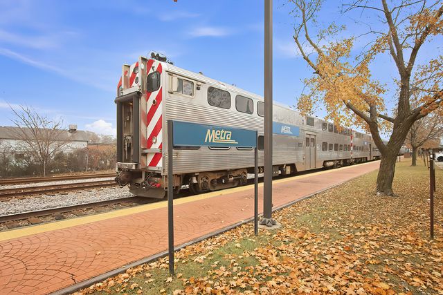 50 E Oak Street, Fox Lake, IL 60020