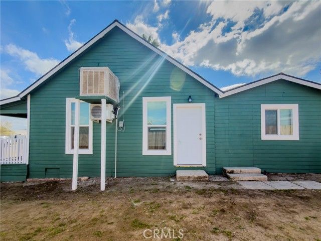 215 Naylor, Taft, CA 93268