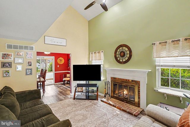 37 HAWTHORNE AVE, Newark, DE 19711