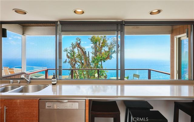 599 Alta Vista, Laguna Beach, CA 92651