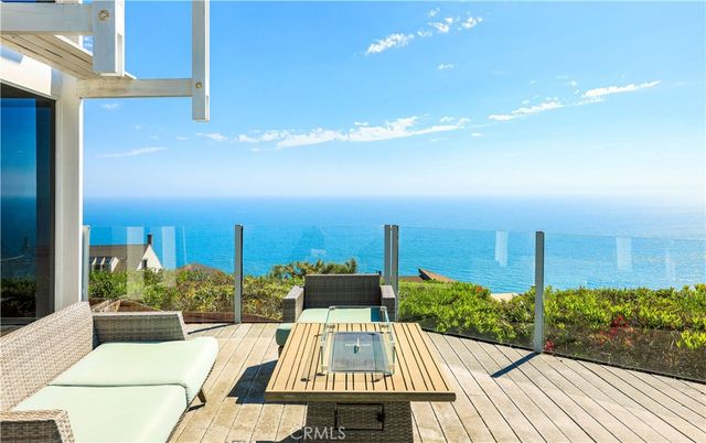 599 Alta Vista, Laguna Beach, CA 92651