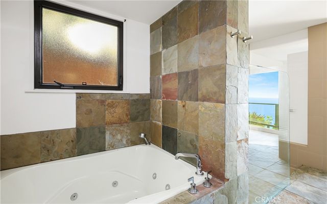 599 Alta Vista, Laguna Beach, CA 92651