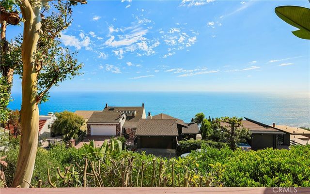 599 Alta Vista, Laguna Beach, CA 92651