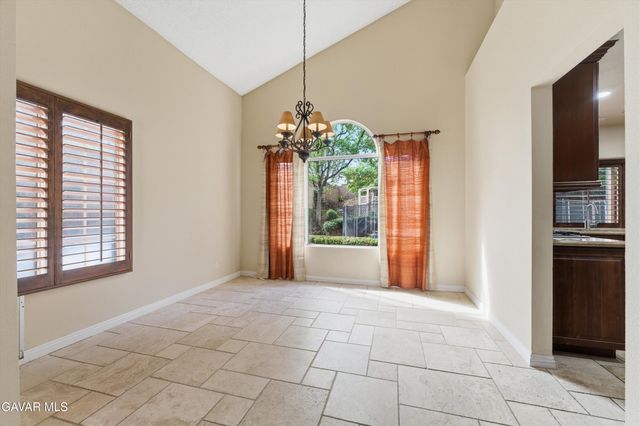 5752 Fox Court, Lancaster, CA 93536