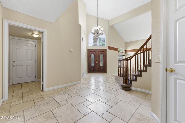 5752 Fox Court, Lancaster, CA 93536