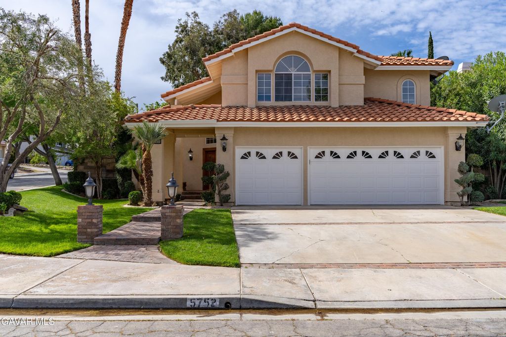 5752 Fox Court, Lancaster, CA 93536