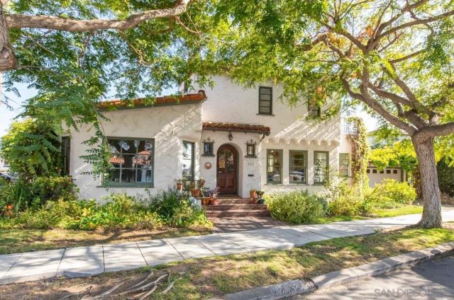 2521 Collier Ave, San Diego, CA 92116