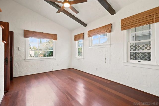 2521 Collier Ave, San Diego, CA 92116