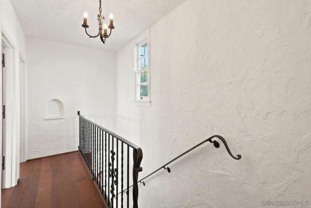 2521 Collier Ave, San Diego, CA 92116