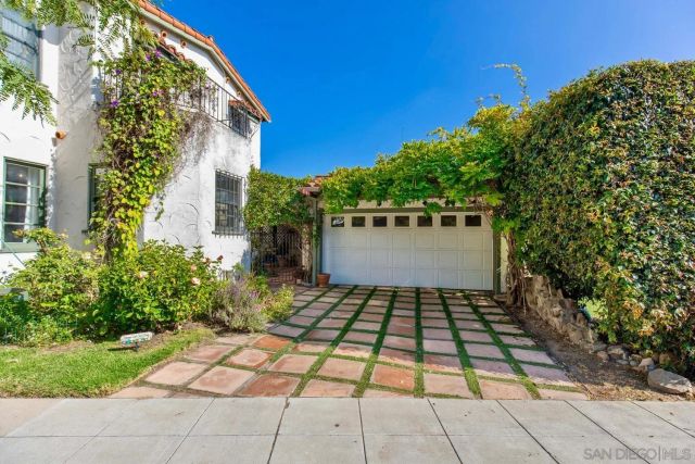 2521 Collier Ave, San Diego, CA 92116
