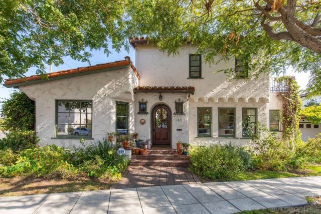 2521 Collier Ave, San Diego, CA 92116