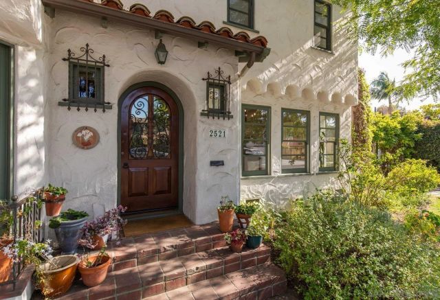 2521 Collier Ave, San Diego, CA 92116