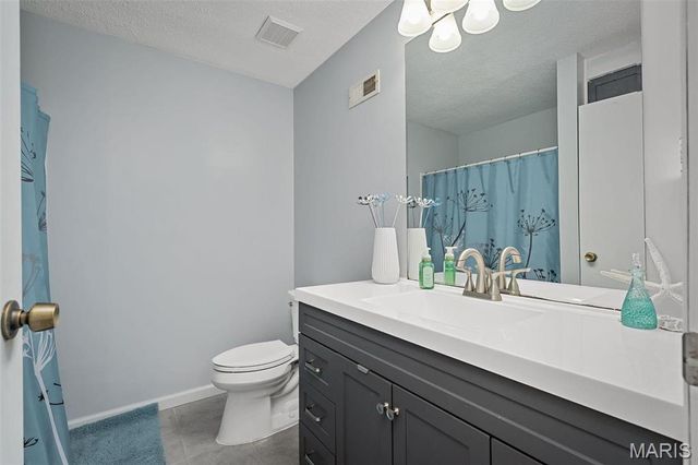 564 Highway Ww, Wright City, MO 63390