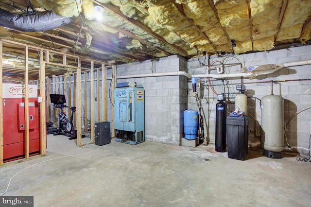 6551 GUITNER RD, Greencastle, PA 17225