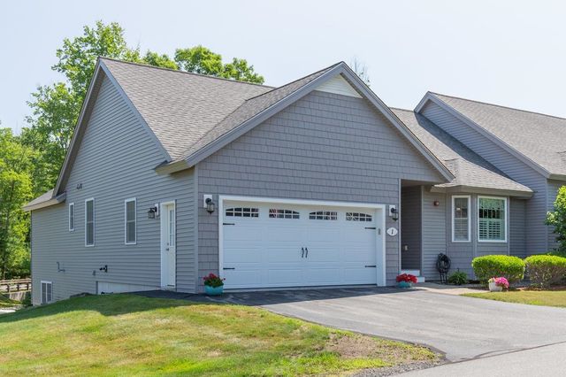 1 Guernsey Drive, Atkinson, NH 03811