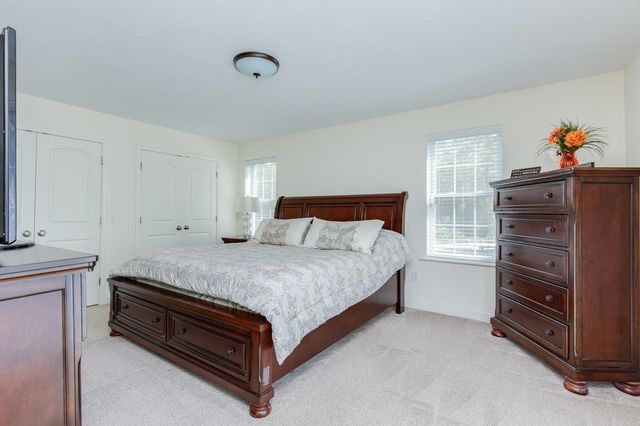 1 Guernsey Drive, Atkinson, NH 03811