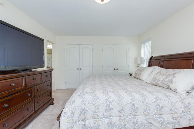 1 Guernsey Drive, Atkinson, NH 03811