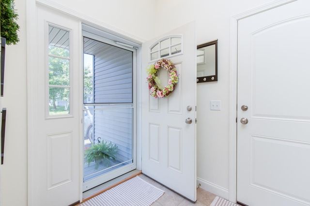 1 Guernsey Drive, Atkinson, NH 03811