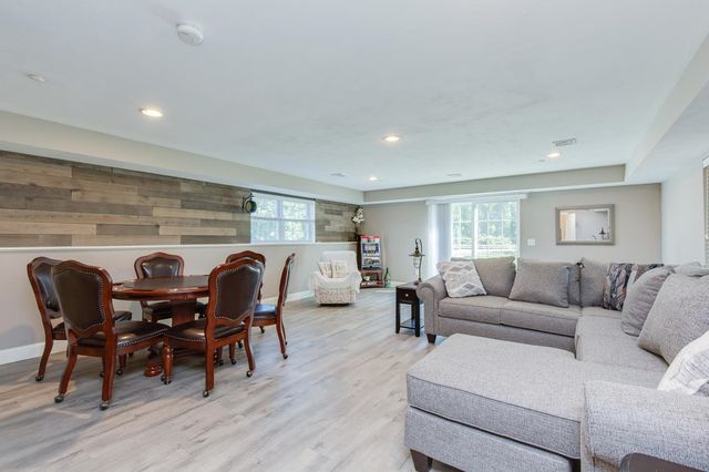 1 Guernsey Drive, Atkinson, NH 03811