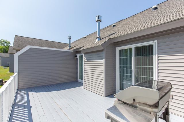 1 Guernsey Drive, Atkinson, NH 03811