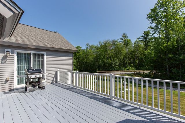 1 Guernsey Drive, Atkinson, NH 03811