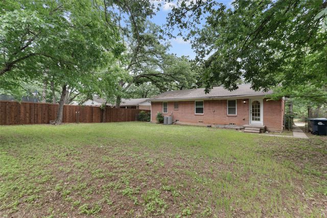 2103 Mercedes Road, Denton, TX 76205