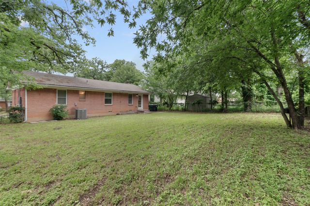 2103 Mercedes Road, Denton, TX 76205