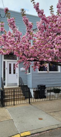 68-12 62nd Street, Ridgewood, NY 11385