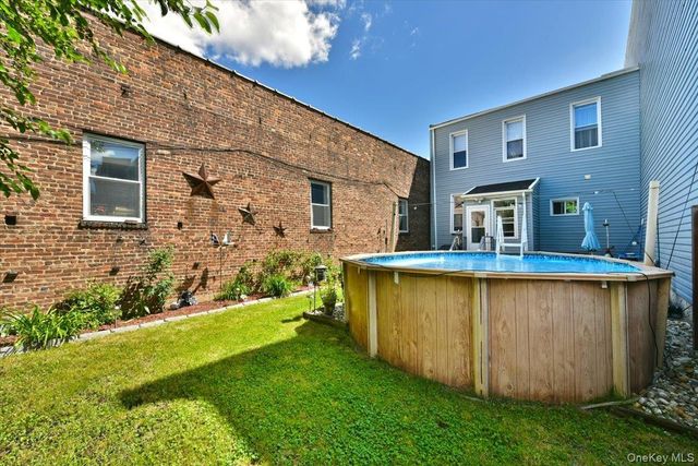 68-12 62nd Street, Ridgewood, NY 11385